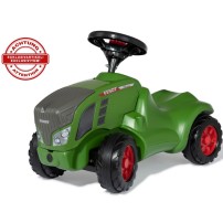 Fendt Vario 724 con contenitore sotto il cofano motore