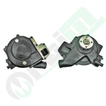 RE10969 Water Pump for John Deere Tractors with Gasket